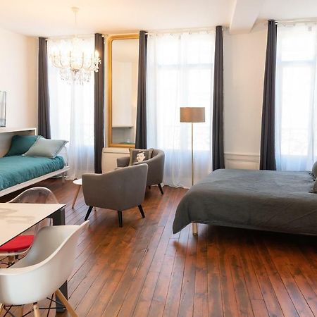 Suite Eugenie Charleville-Mézières エクステリア 写真