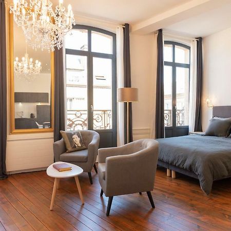 Suite Eugenie Charleville-Mézières エクステリア 写真