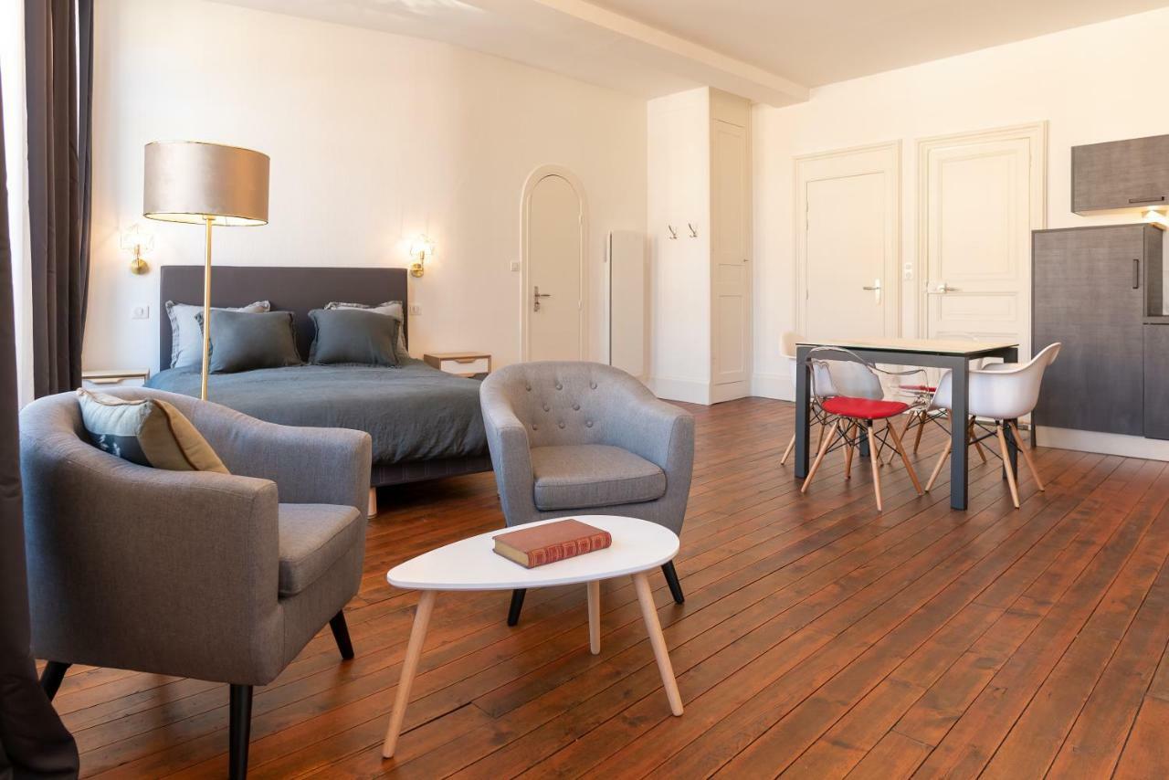 Suite Eugenie Charleville-Mézières エクステリア 写真