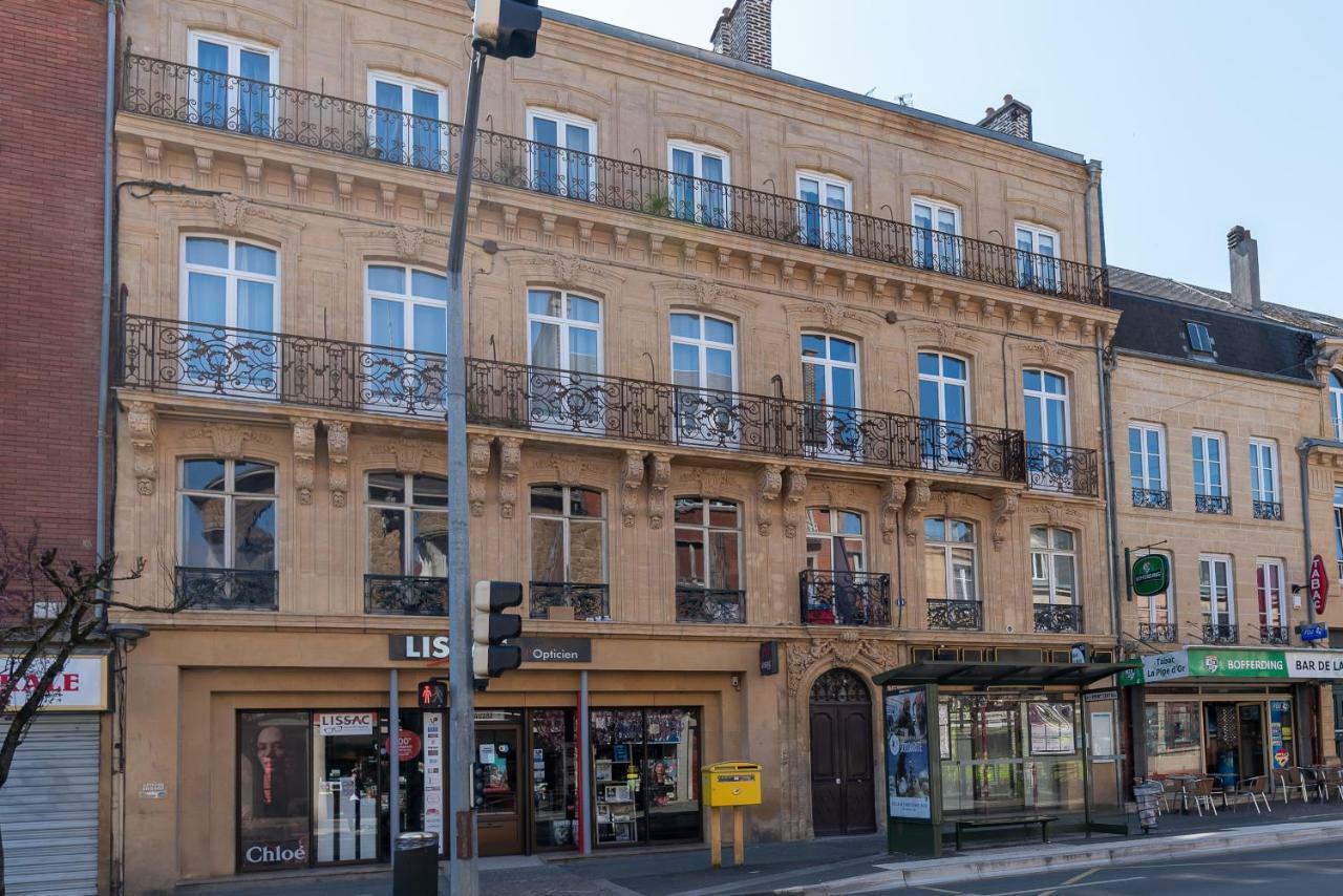 Suite Eugenie Charleville-Mézières エクステリア 写真